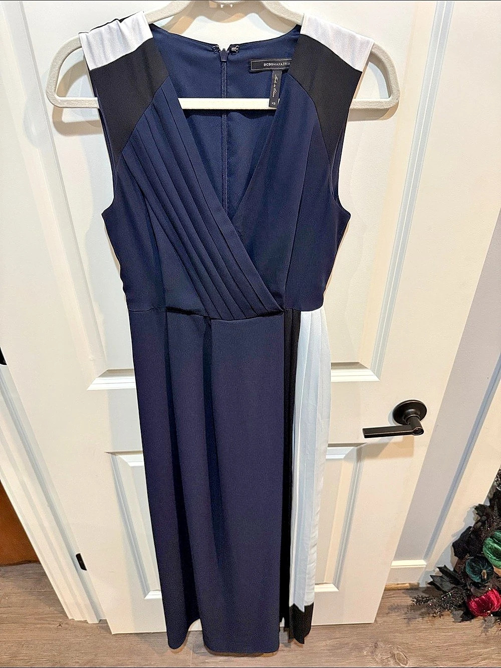 BCBGMAXAZRIA Colorblocked Faux Wrap Jumpsuit Blue & Black XS